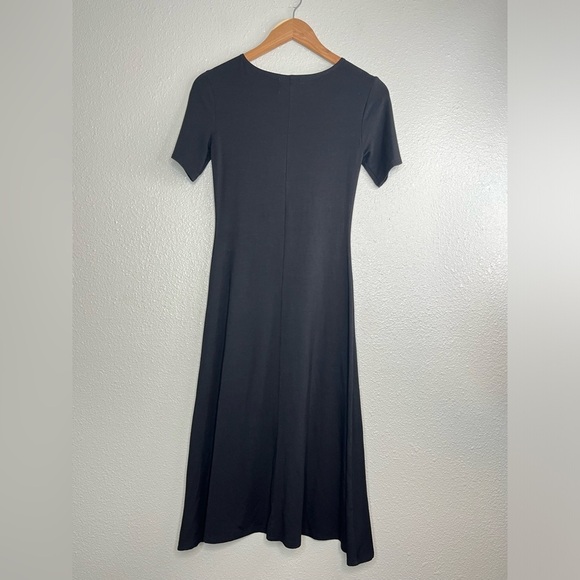 Reformation Black Minimalist Soft Jersey knit Short-sleeve Midi A-Line Dress - Picture 5 of 13